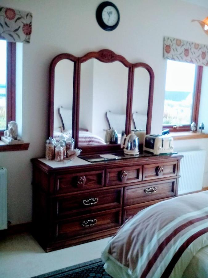 April House Bed & Breakfast Barrock Bagian luar foto