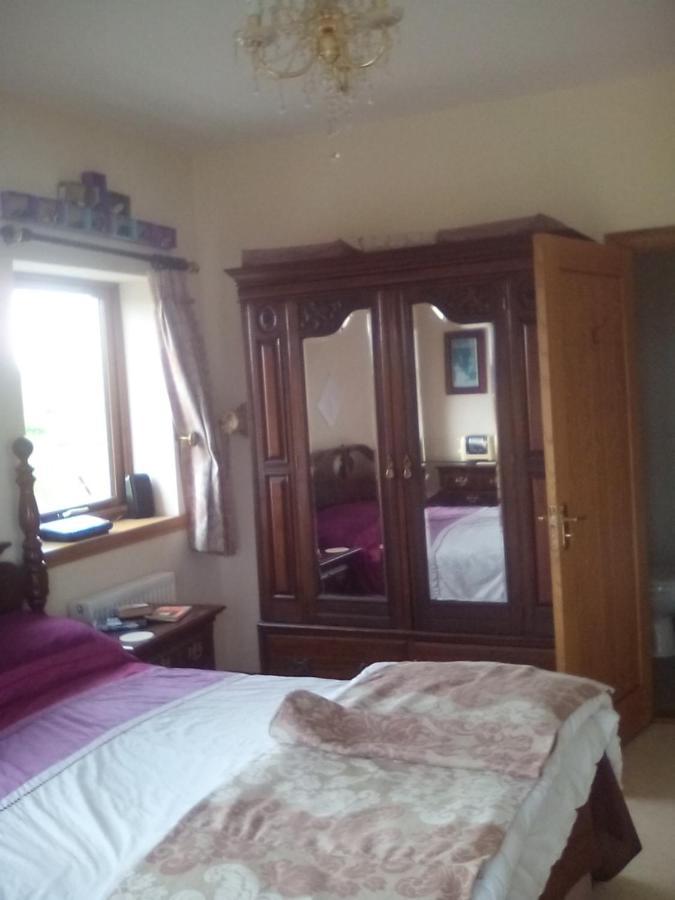 April House Bed & Breakfast Barrock Bagian luar foto