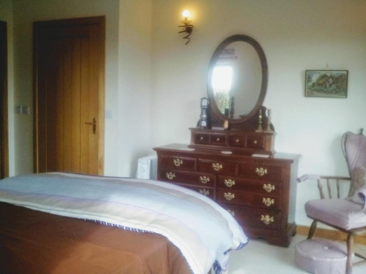 April House Bed & Breakfast Barrock Bagian luar foto