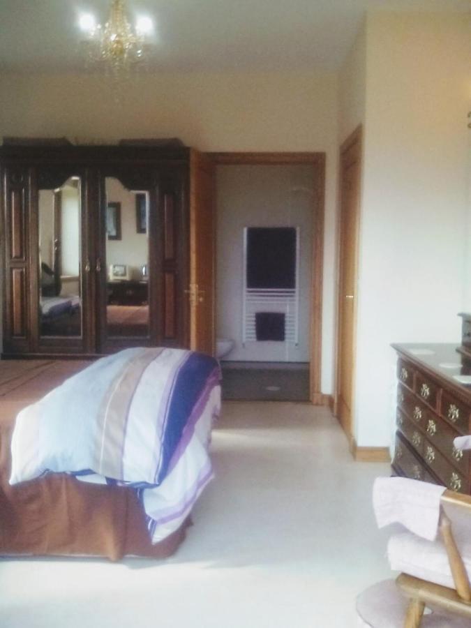 April House Bed & Breakfast Barrock Bagian luar foto